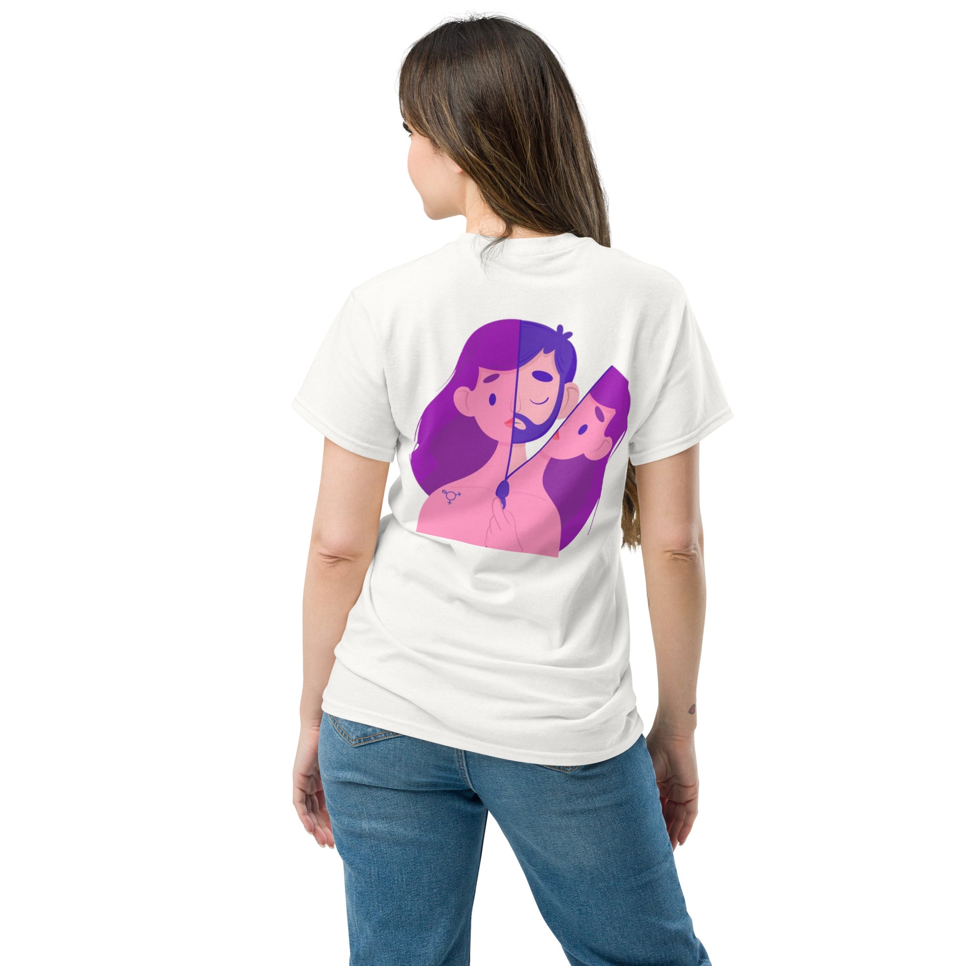 t-shirt trans com imagem que demonstra 2 géneros 